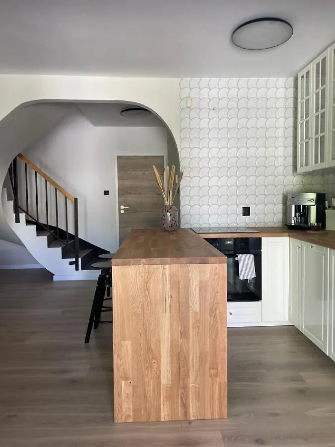 Dubois Apartments コウォブジェク